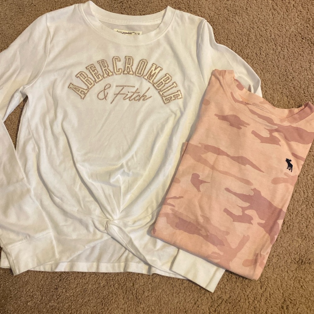 2 short sleeve and 2 long sleeve shirts. All 15/16 except the white.
